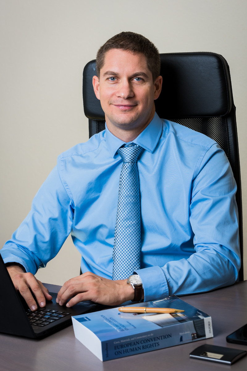Dr. Karsai Dániel portréja